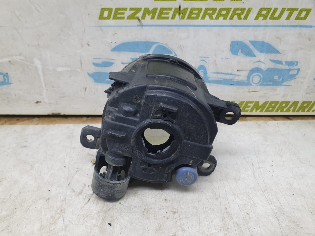 Proiector ceata Ds73-15a201-ab Ford Mond