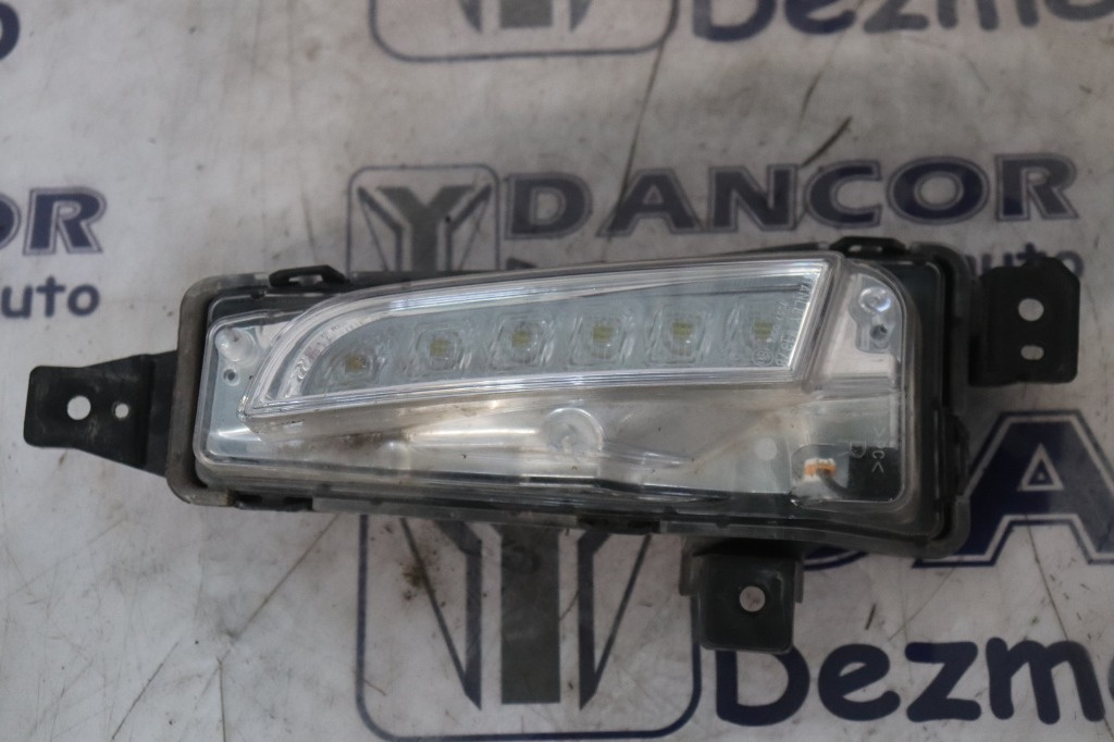 PROIECTOR DREAPTA SUZUKI VITARA 1.6i M16A , AN : 2018