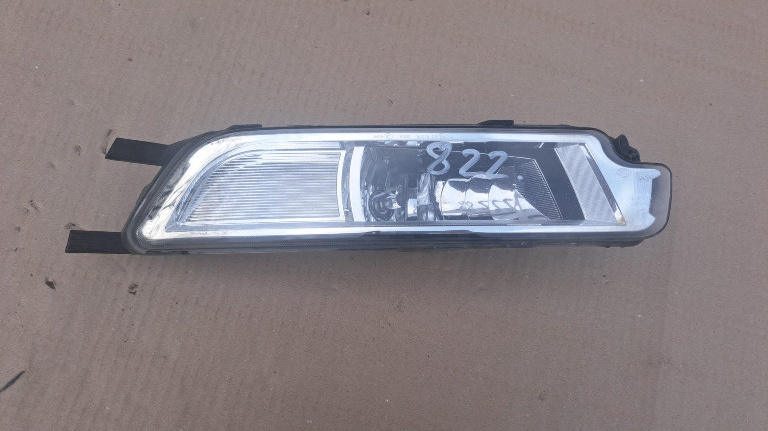 Proiector dreapta Volkswagen Passat B8 cod 3G0941662H