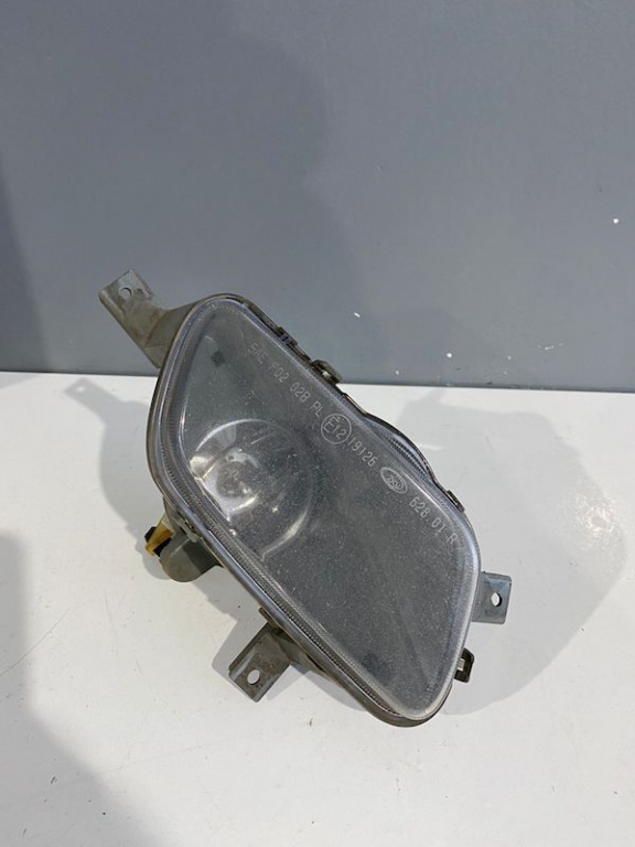 Proiector lampa ceata dreapta fata VOLVO V70 2004-2007 8693348