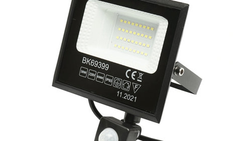 Proiector LED 30W cu senzor de miscare 6