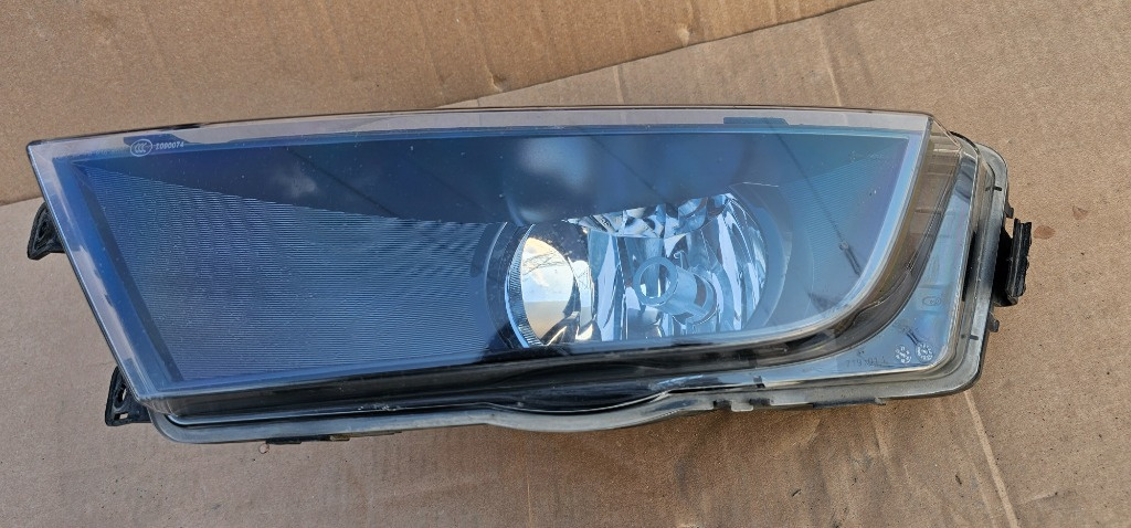 Proiector stanga Skoda Octavia 3 2013 2014 2015 20