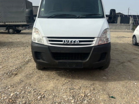 Punte fată ( jug) Iveco Daily 35S12 2,3 HPi tip motor F1AEO481G euro 4 an 2010