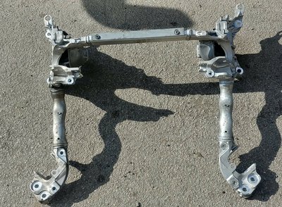 Punte fata Audi A4 B8 8K 8K0399315G pentru caseta 