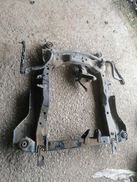 Punte fata/ cadru jug motor opel zafira c, astra j