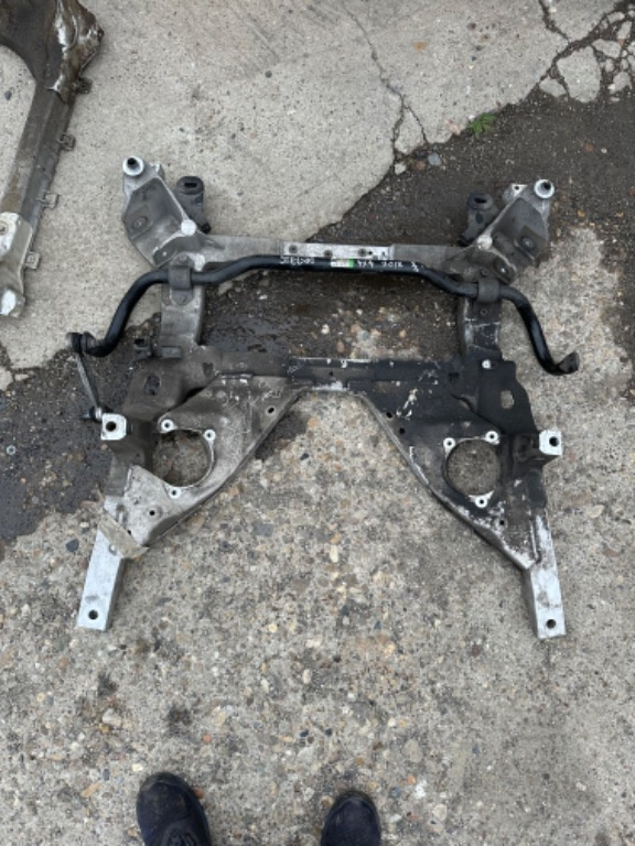 Punte fata, cadru motor ALFA ROMEO STELVIO 4x4 Q ,an 2015-2021