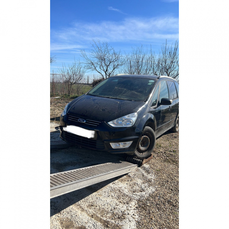Punte Ford Galaxy 2012