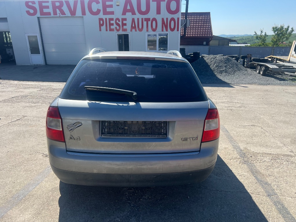 Punte spate Audi A4 B6 2002 Break 1,9 TD