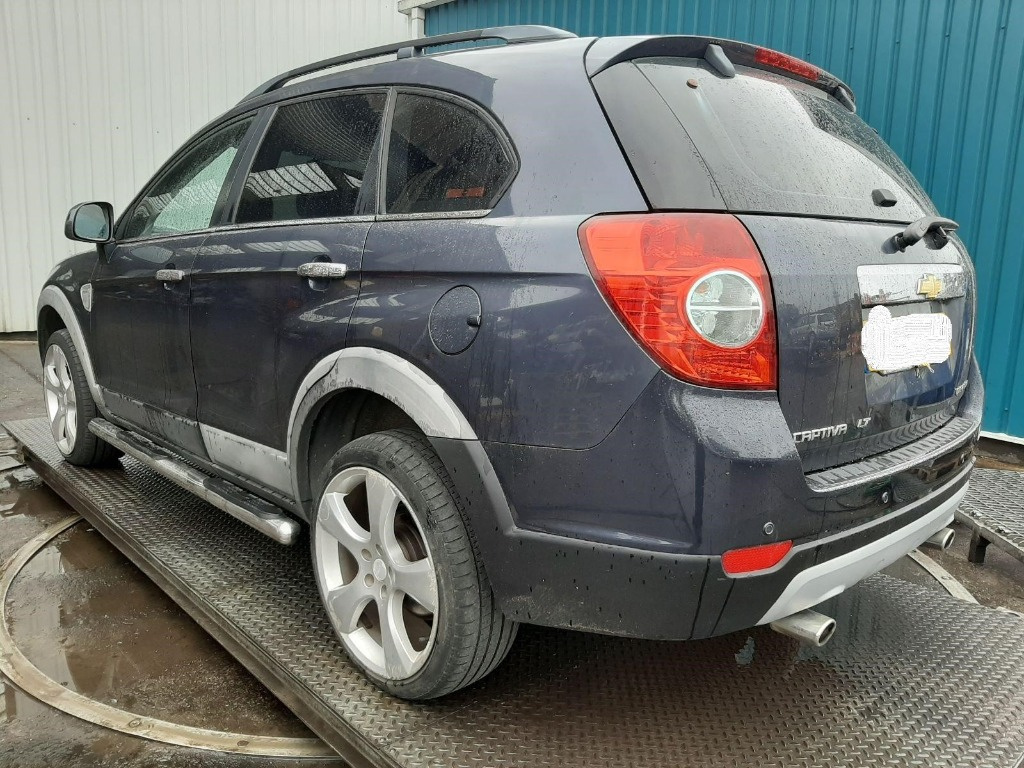 Punte spate Chevrolet Captiva 2008 SUV 2