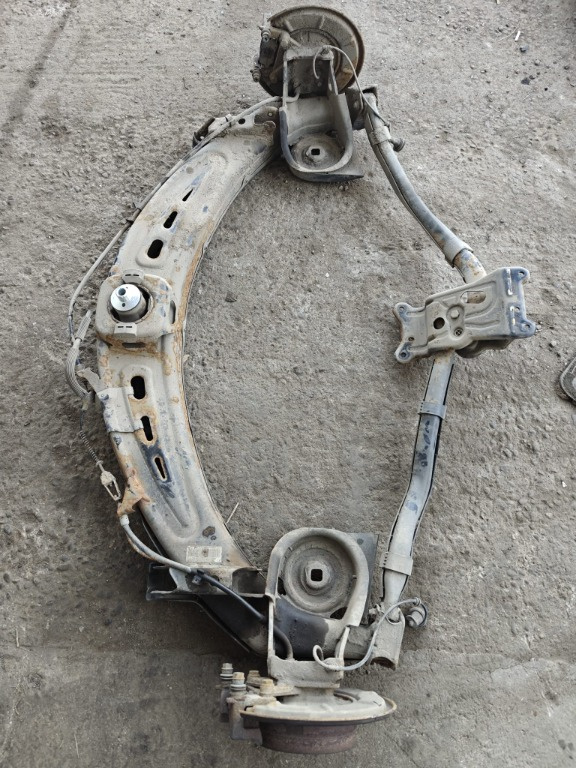 Punte spate completa cu discuri Mercedes A class W169
