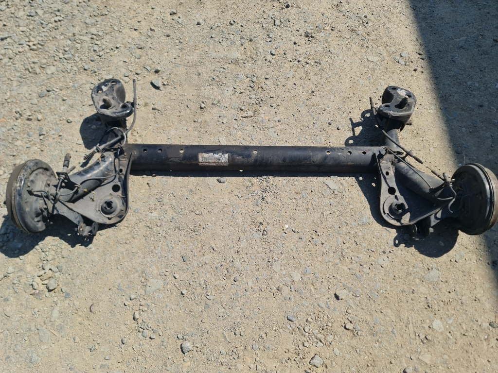 Punte spate completa pentru Ford Fiesta an 2012