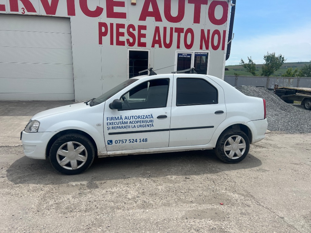 Punte spate Dacia Logan 2011 Limuzină 1