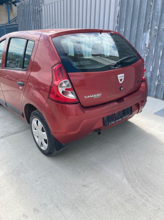 Punte spate Dacia Sandero 2008 hatchback