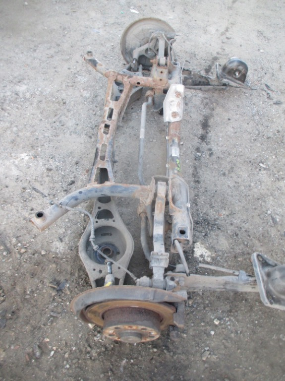 Punte spate fara elem directie/franare Volkswagen Golf 5(V) 2009 1.9 TDI Diesel Cod motor BLS 105CP