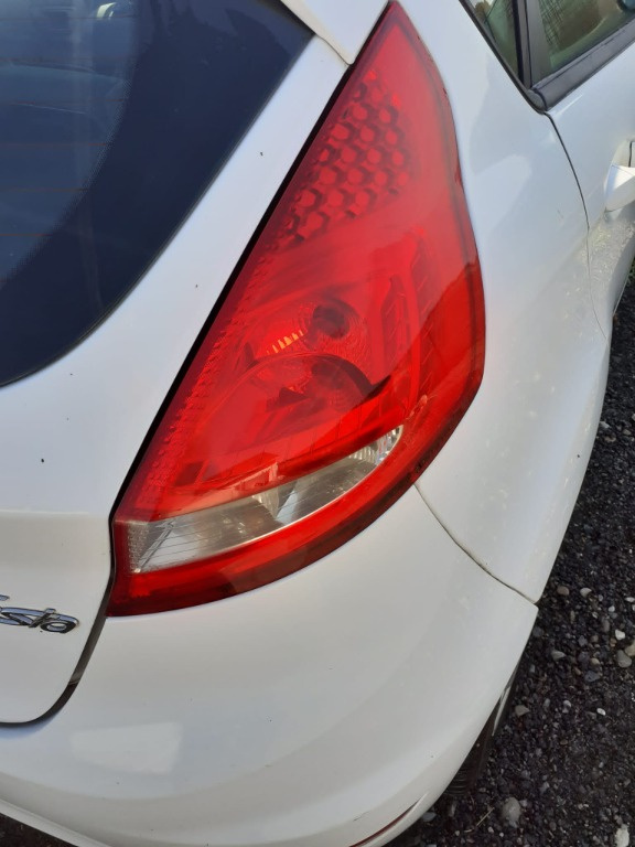 Punte spate Ford Fiesta 6 2011 hatchback