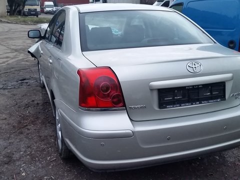 Punte spate goala - Toyota Avensis 2.0 d, an 2005