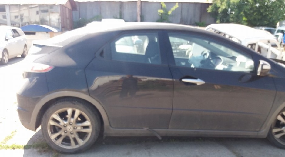 Punte spate Honda Civic 2010 hatchback 1