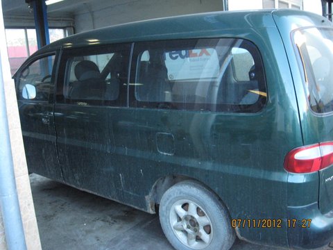 Punte spate hyundai h1 stare buna 2002