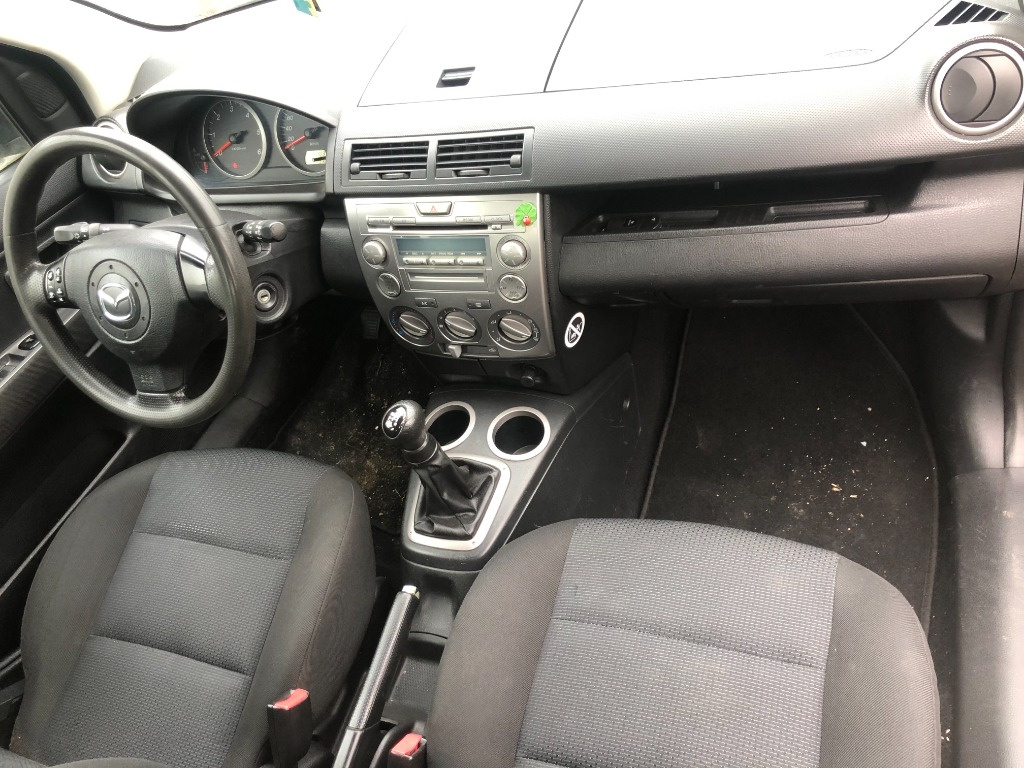 Punte spate Mazda 2 2006 hatchback 1.4