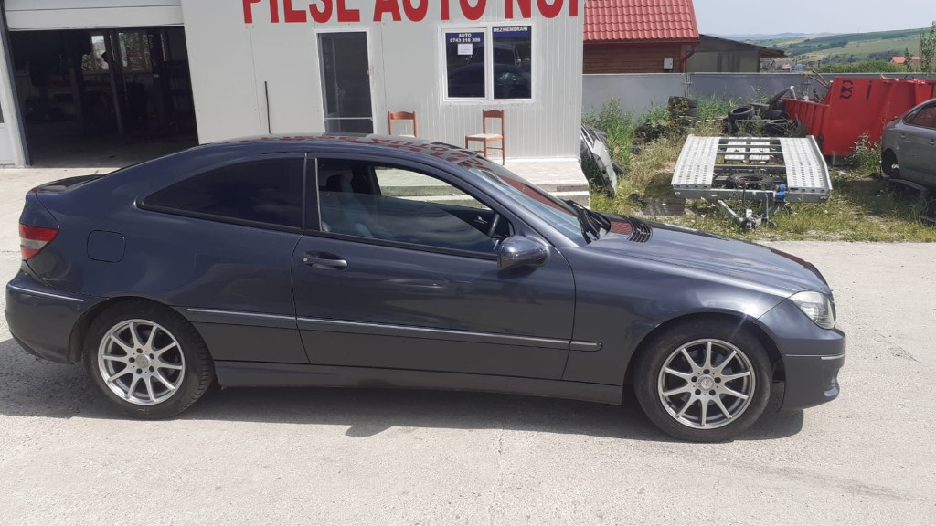 Punte spate Mercedes C-Class W204 2009 c