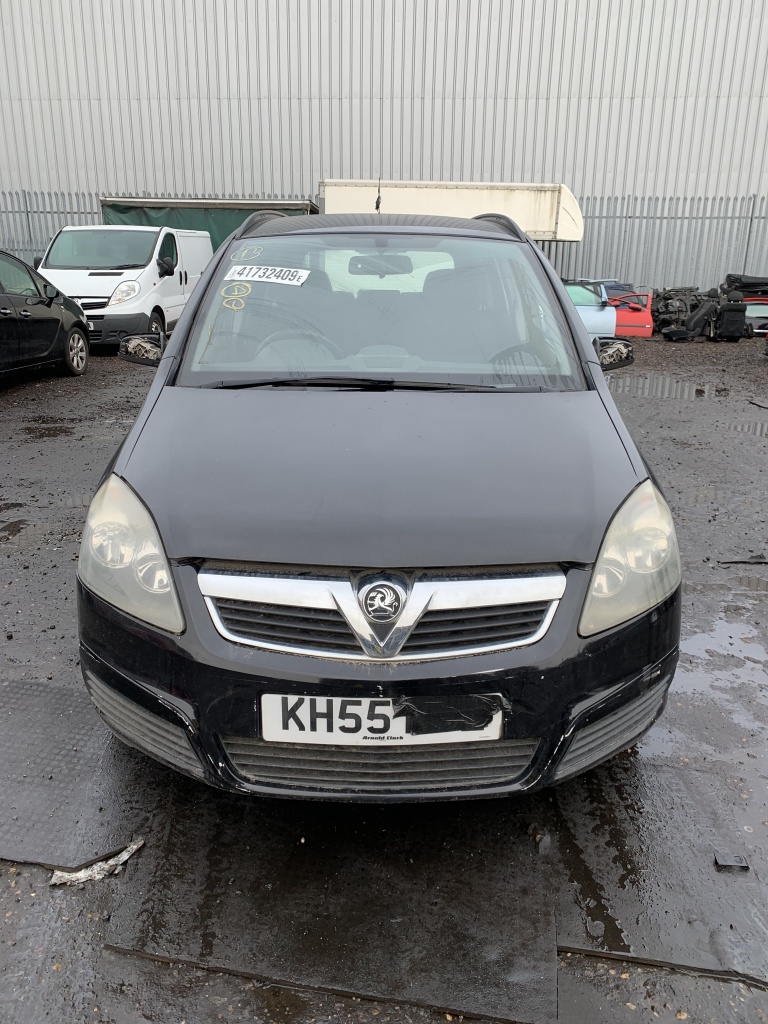 Punte spate Opel Zafira B 2005 Hatchback 1,6 Benzi