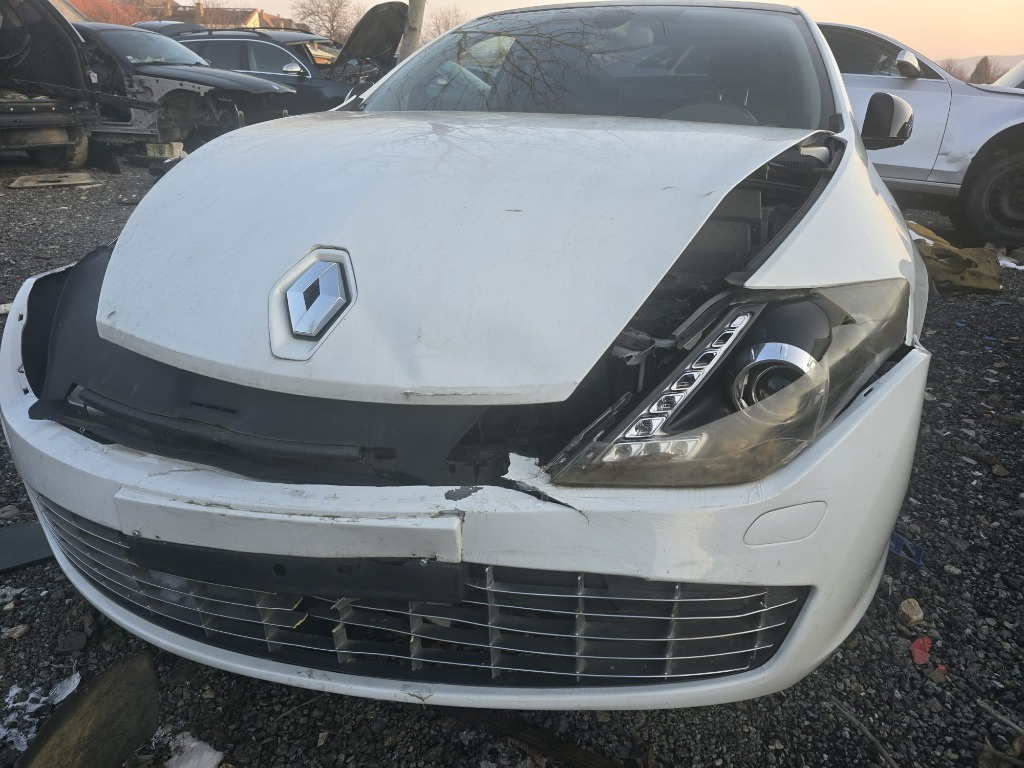 Punte spate Renault Laguna 3 2012 coupe 