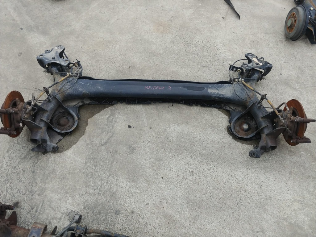 Punte spate renault megane 3