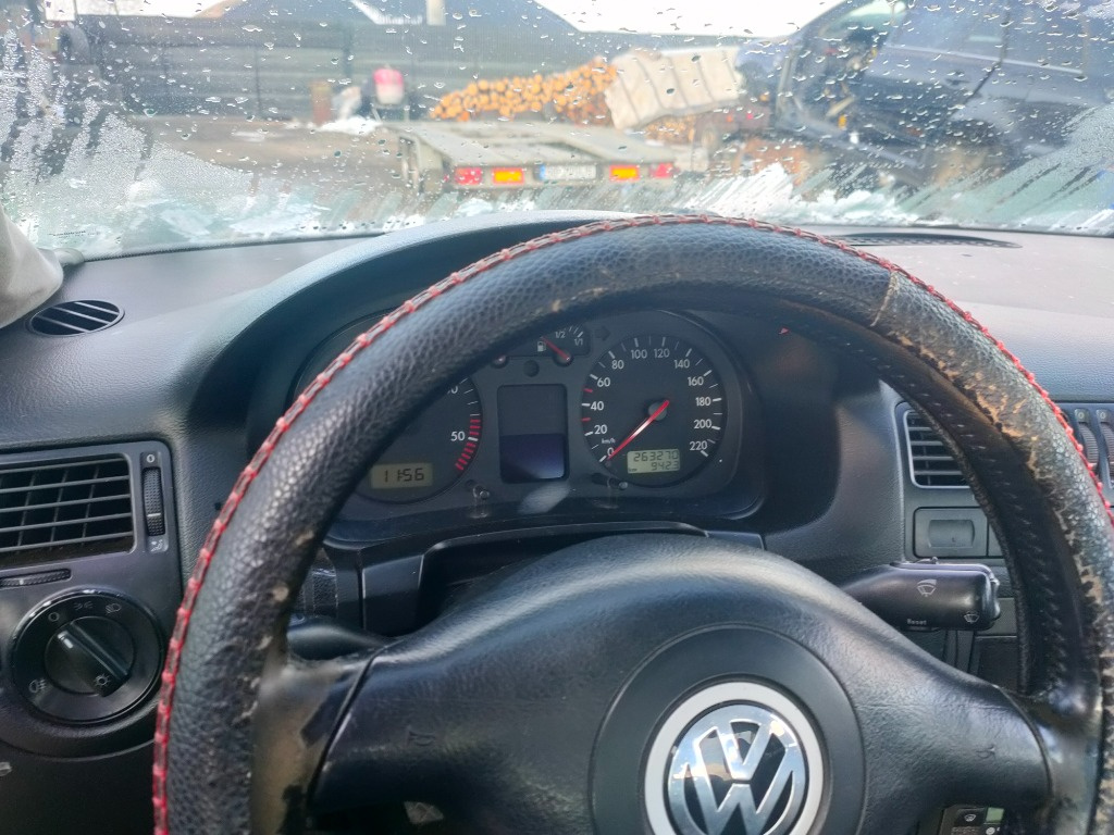 Punte spate Volkswagen Bora 2000 Limuzin
