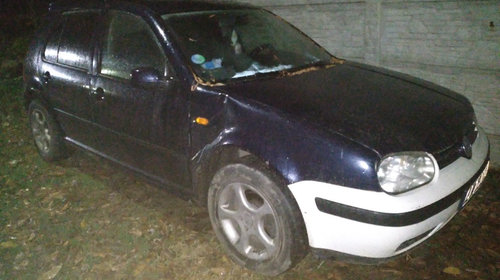 Punte spate Volkswagen Golf 4 1999 hatch