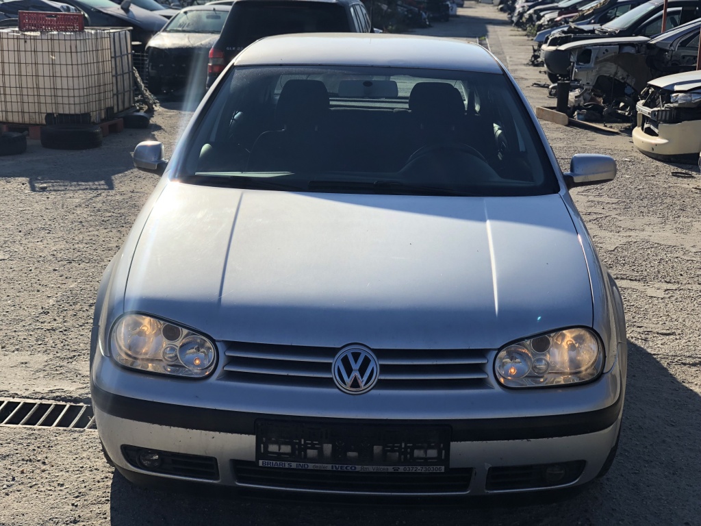 Punte spate Volkswagen Golf IV Bora hatchback brea