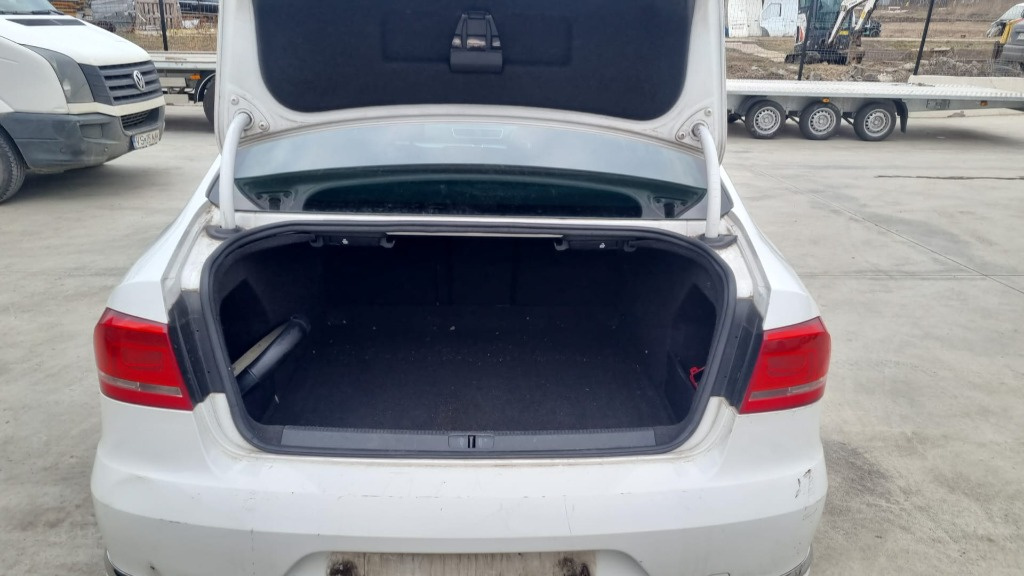 Punte spate Volkswagen Passat B7 2012 be