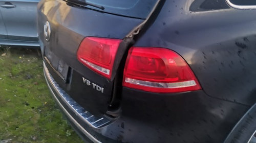 Punte spate Volkswagen Touareg 7P 2015 S