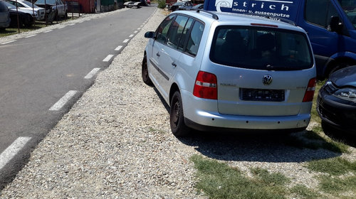 Punte spate Volkswagen Touran 2003 hatch