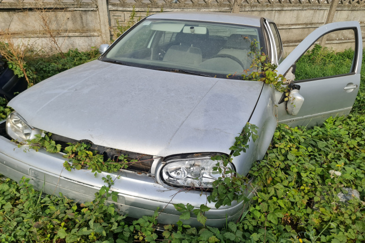 Punte spate Volkswagen VW Golf 4 [1997 - 2006] Hatchback 5-usi 1.4 MT (75 hp)