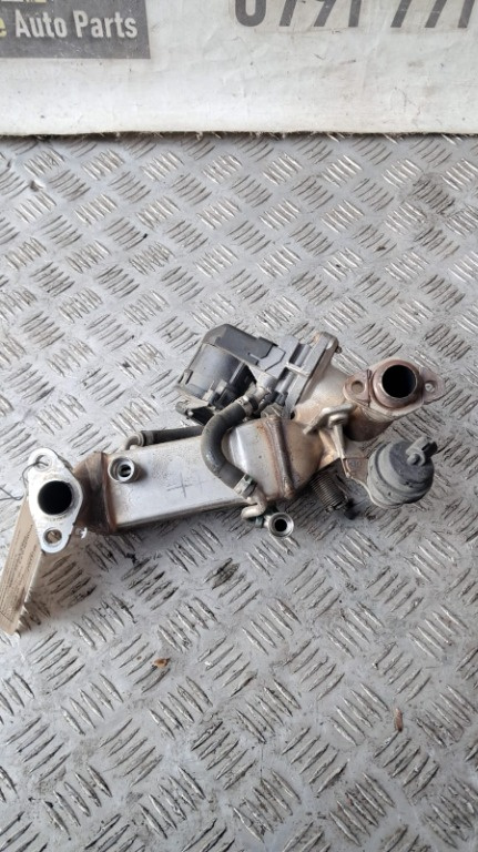 Racitor gaze BMW seria 3 E92 E93 3.0 D cod motor N