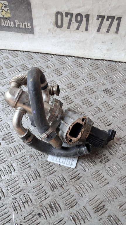 Racitor gaze cu EGR Fiat Grande Punto 1.3 D multijet an fab. 2009 cod motor 199A3000