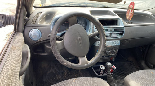 Racitor gaze Fiat Punto 2002 hatchback 1