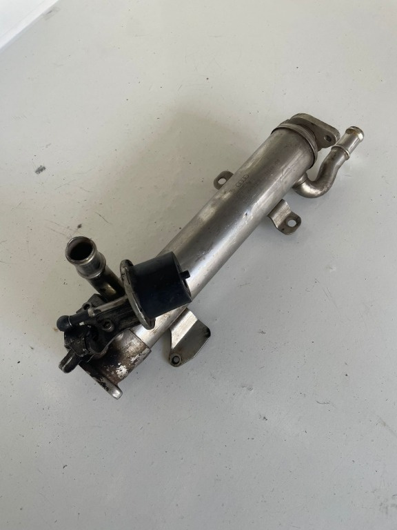 Racitor gaze motor CBDC CBB CBD CBAB 03L131512B 140cai putere 2012 volkswagen passat