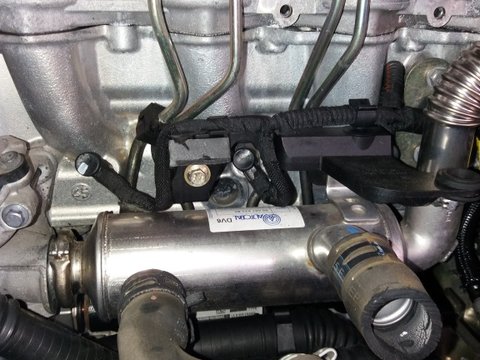 Racitor gaze Peugeot 407 motor 1,6hdi cod 96 467 622 80