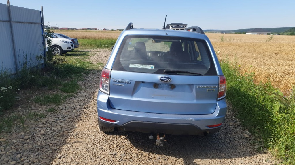 Racitor gaze Subaru Forester 2012 SUV 2.