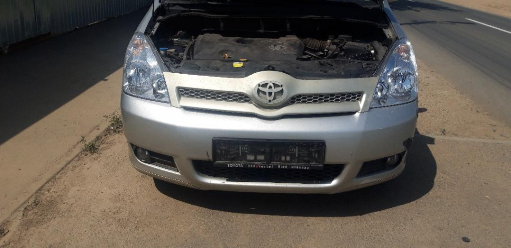 Racitor gaze Toyota Corolla Verso 2006 monovolum 2.2