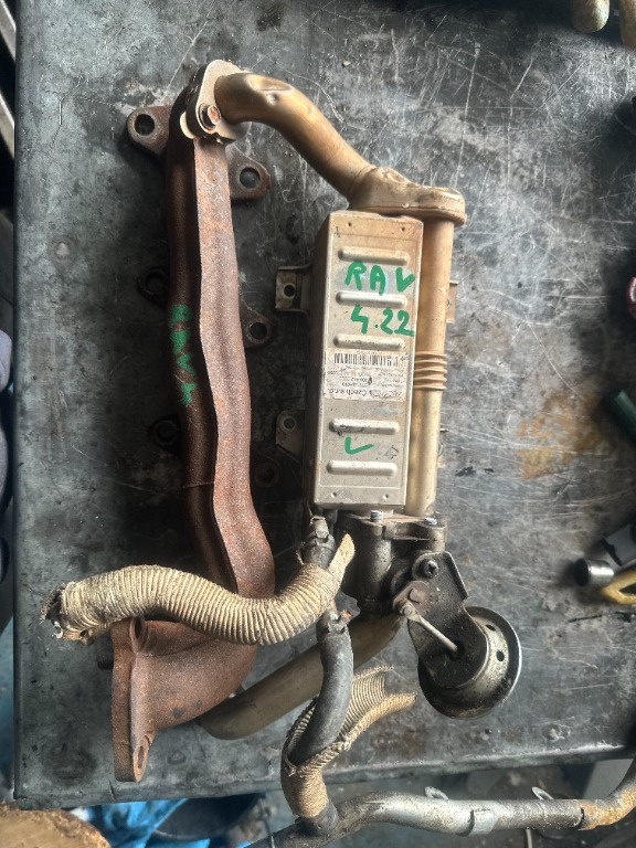 Racitor gaze Toyota RAV 4 2.2 Diesel 25601-0R010