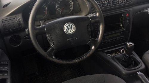 Racitor gaze Volkswagen Passat B5 2004 c