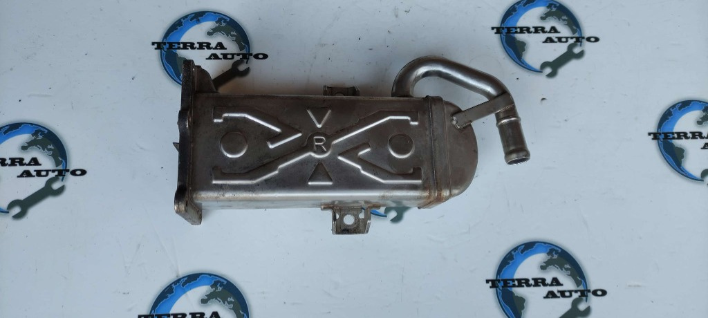 Racitor gaze VW Passat B6 1.6 TDI 77 KW 105 CP cod motor CAY