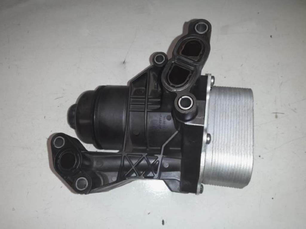 Racitor ulei complet cu carcasa filtru ulei Volkswagen Golf 7 (5g1, Bq1, Be1, Be2) an 2015 CRK cod piesa 03N117021