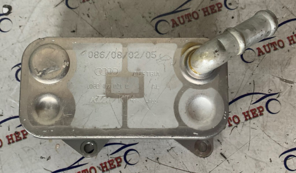 Racitor ulei termoflot VW Golf 5 Audi A3 A6 06D117021C 06D 117 021 C