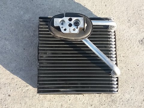 Radiator clima AC pentru Skoda Octavia 2 - Anunturi cu piese