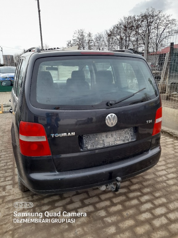 Radiator AC clima Volkswagen Touran 2005