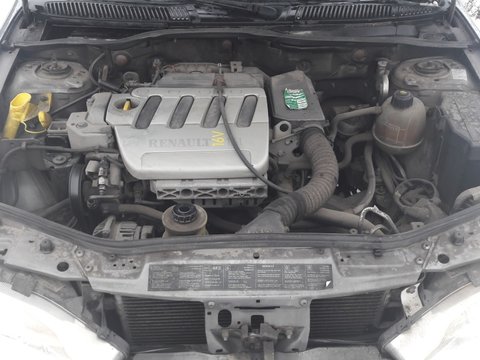 Radiator AC Renault Megane Classic 1.6 16V 79 KW 107 CP K4M-A7 2001