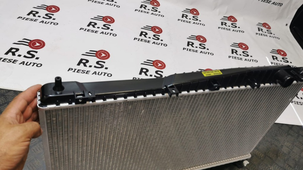 RADIATOR APA 2,0i-24V +/-Ac/ (37.5x69.3x